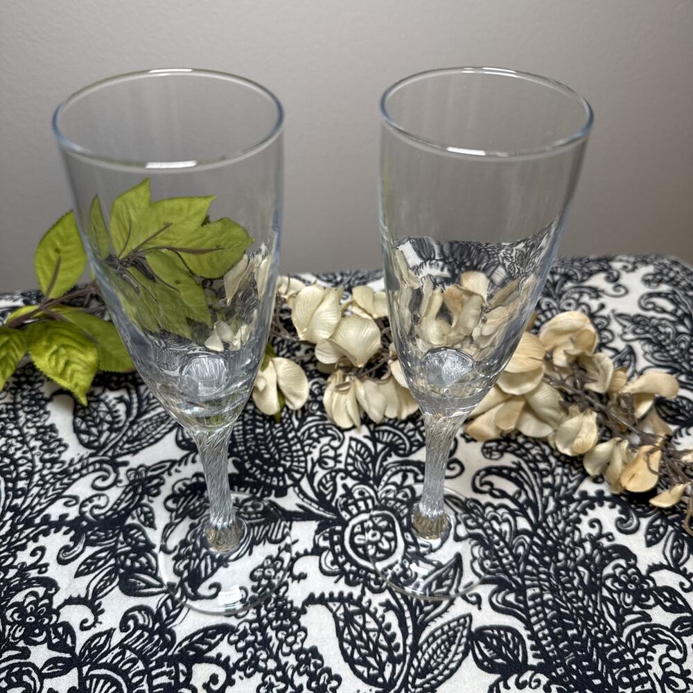 Set of 2 European Champagne Flutes Twisted Stem Clear Glass Modern Elegant 8” - Picture 2 of 12